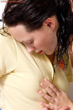 Girl Girl Tribbing Carla & Carly T