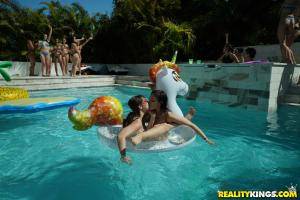 Original 1903 px/ 1269 px