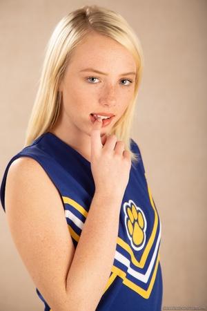 Original 1280 px/ 1920 px