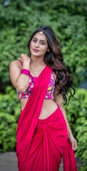 Original 692 px/ 1350 px