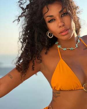 Original 640 px/ 800 px