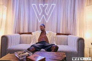 Original 2999 px/ 2000 px