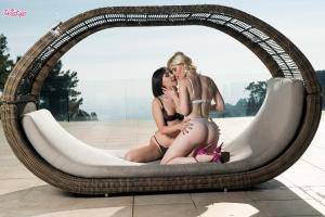 Original 2995 px/ 2000 px