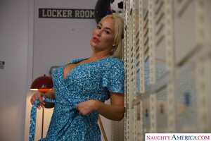 Original 2500 px/ 1667 px