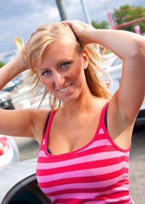 Original 1067 px/ 1500 px