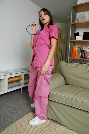 Original 681 px/ 1024 px