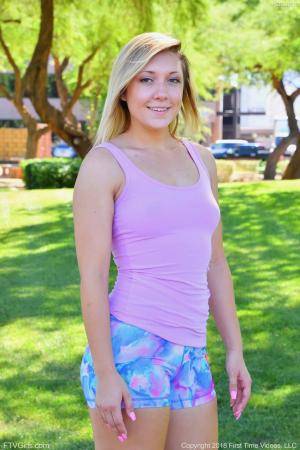 Original 852 px/ 1280 px