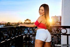 Original 2999 px/ 2000 px