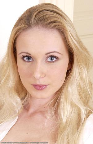 Original 619 px/ 950 px