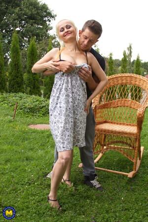 Original 1706 px/ 2560 px