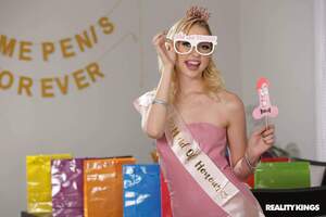 Original 1600 px/ 1067 px