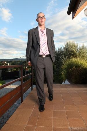 Original 1280 px/ 1920 px