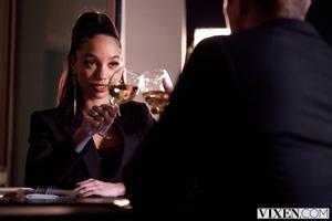 Original 2999 px/ 2000 px