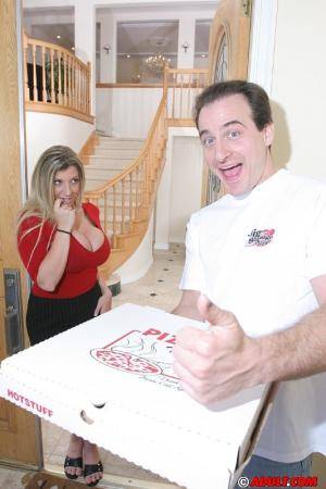 Original 533 px/ 800 px