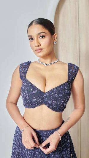 Original 720 px/ 1280 px