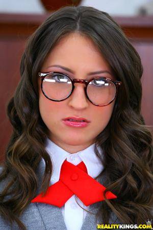 Original 2560 px/ 3840 px