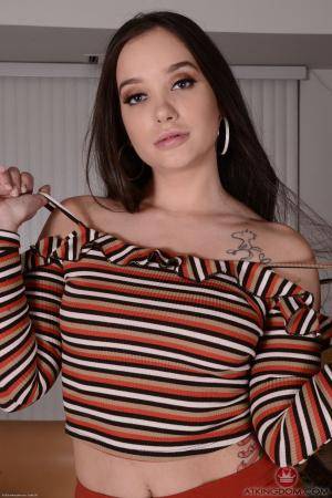 Original 2000 px/ 3000 px