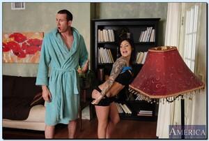 Original 850 px/ 572 px