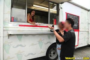 Original 1903 px/ 1269 px