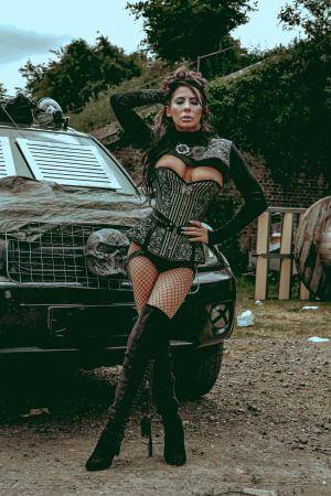 Original 2000 px/ 3000 px