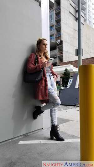 Original 1406 px/ 2500 px