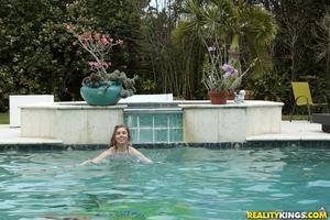 Original 1800 px/ 1200 px