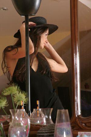 Original 1360 px/ 2048 px