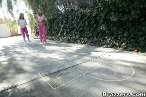 Original 900 px/ 600 px