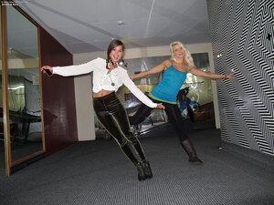 Original 2400 px/ 1800 px