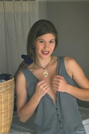 Original 682 px/ 1024 px