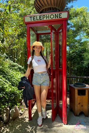 Original 2000 px/ 3000 px