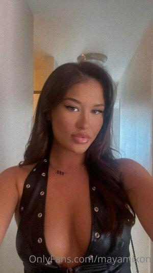 Original 828 px/ 1472 px