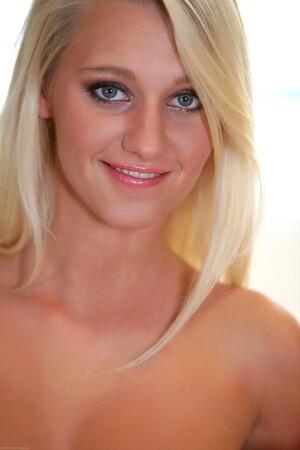 Original 3744 px/ 5616 px