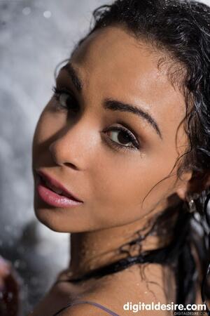 Original 2000 px/ 3000 px