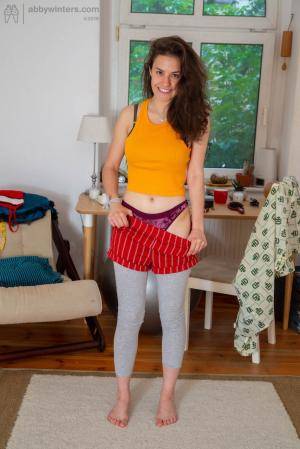 Original 854 px/ 1280 px