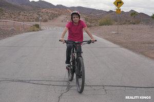 Original 3000 px/ 2000 px