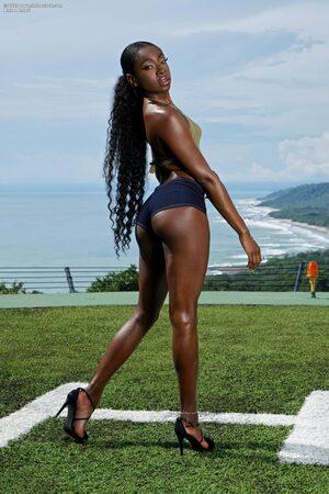 Original 3000 px/ 4500 px