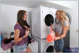 Original 850 px/ 571 px