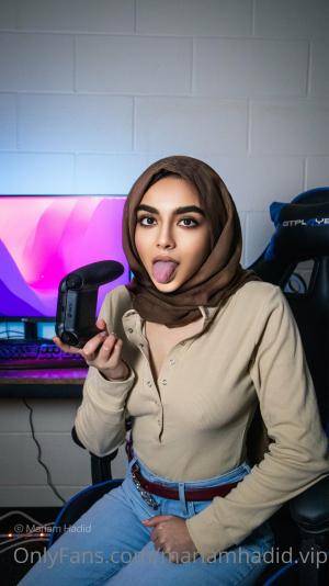 Original 2300 px/ 4096 px