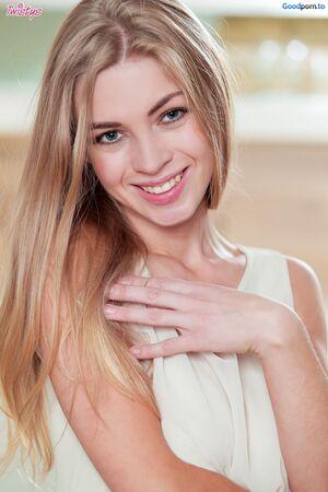 Original 2000 px/ 3000 px