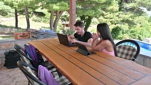 Original 1024 px/ 576 px