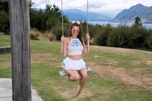 Original 4500 px/ 3000 px