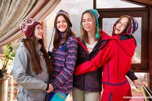 Original 5000 px/ 3333 px