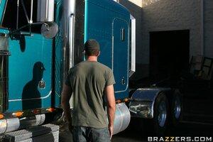 Original 900 px/ 600 px