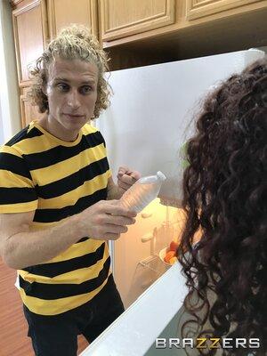 #Brazzers Scarlit Scandal