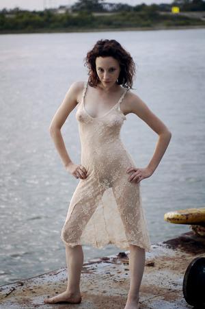 Original 1021 px/ 1536 px