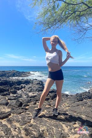 Original 2000 px/ 3000 px