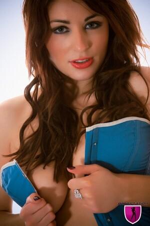 Original 681 px/ 1024 px