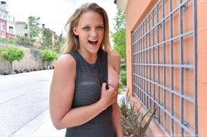 Original 1280 px/ 852 px