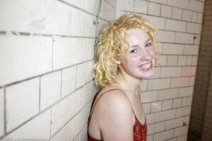 Original 1124 px/ 748 px